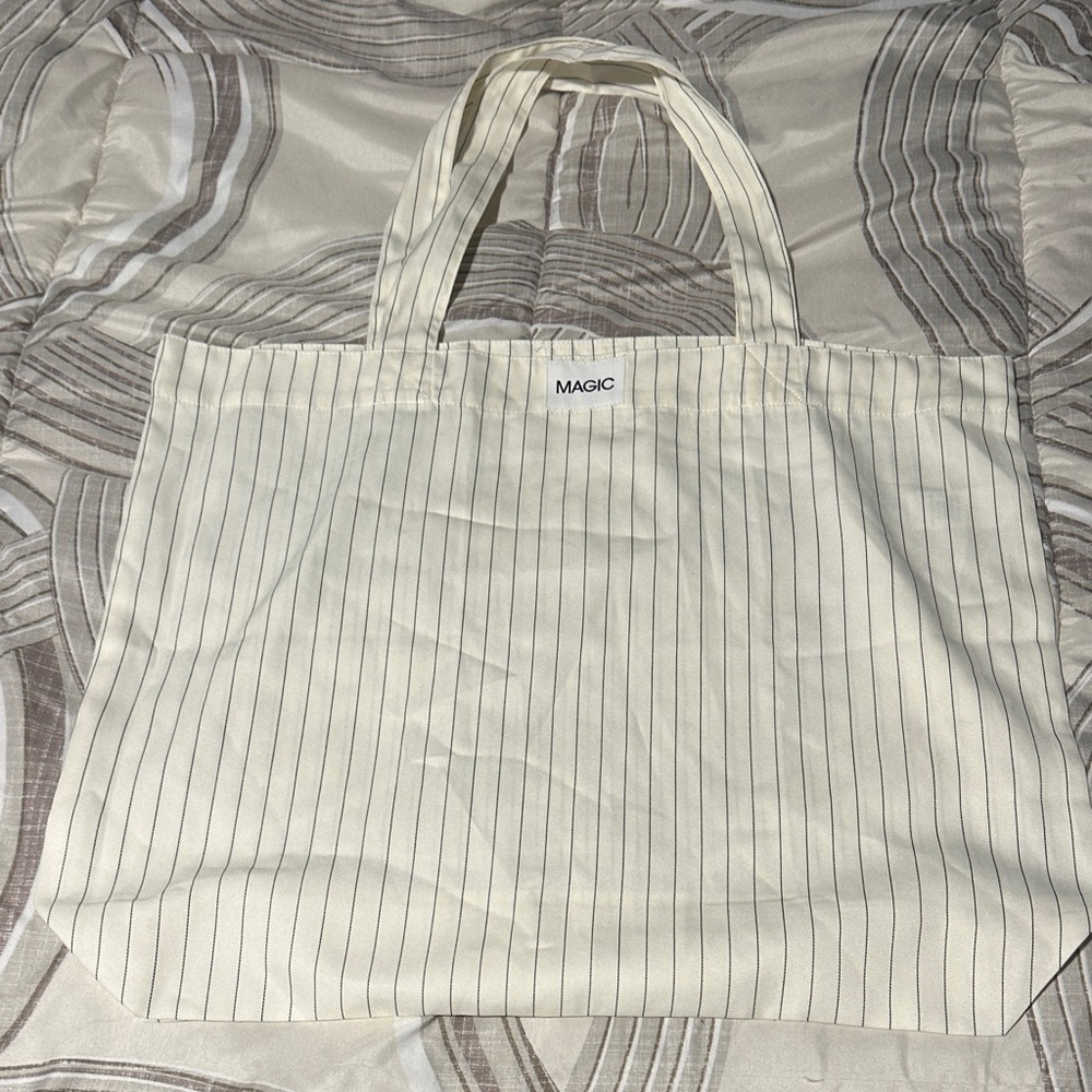 Striped Cream Tote Bag - Picture 2 of 3